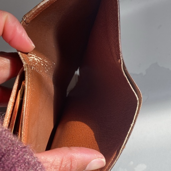 Louis Vuitton Kisslock wallet - Picture 7 of 13